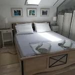 Marias Charming Mezonet Casa vacanze *
