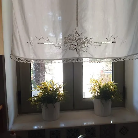 Marias Charming Mezonet بيت للعطل