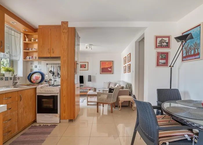 Marias Charming Mezonet Feriehus *